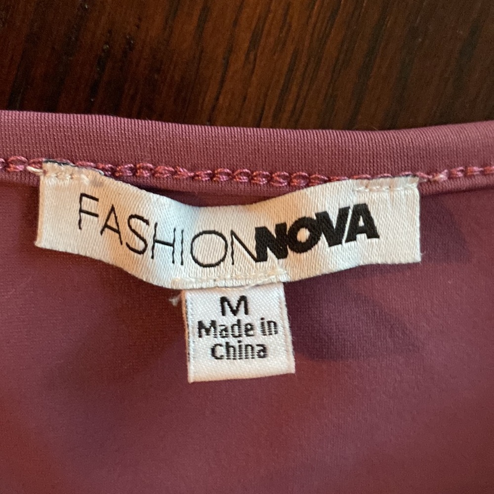 Fashion Nova athletic set size Med - Picture 5 of 8